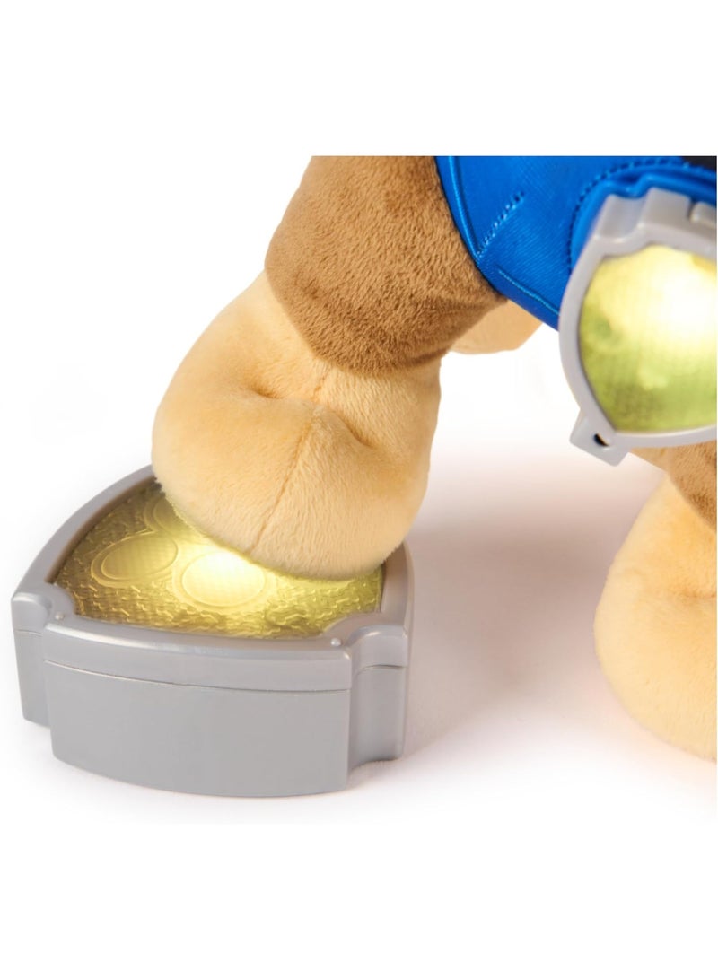 Paw Patrol Plush Interactive Chase - Image 3